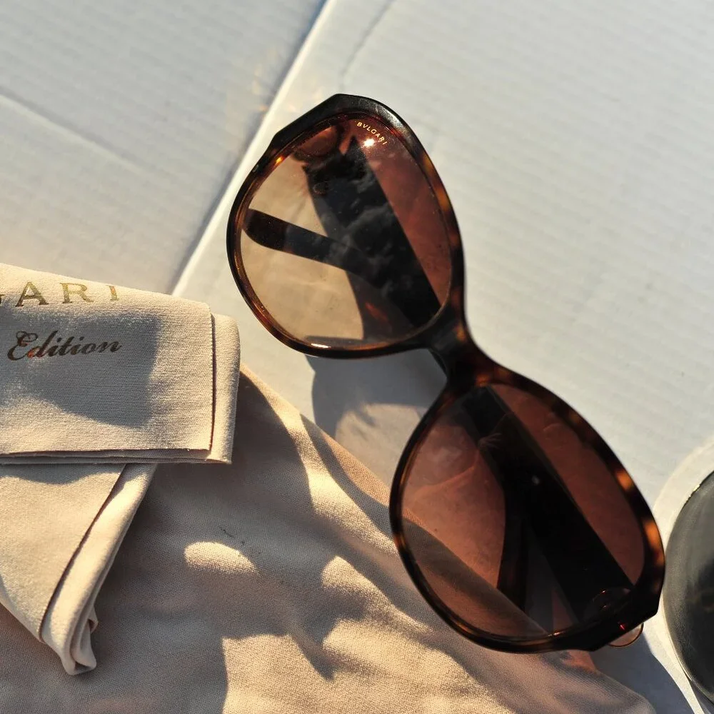 BVLGARI Sunglasses Gently Used Brown Tortoise Plastic Frame Round Gem Hingis